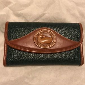 Dooney & Bourke wallet